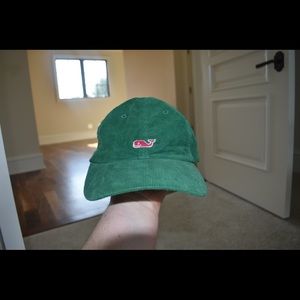 vineyard vines hat